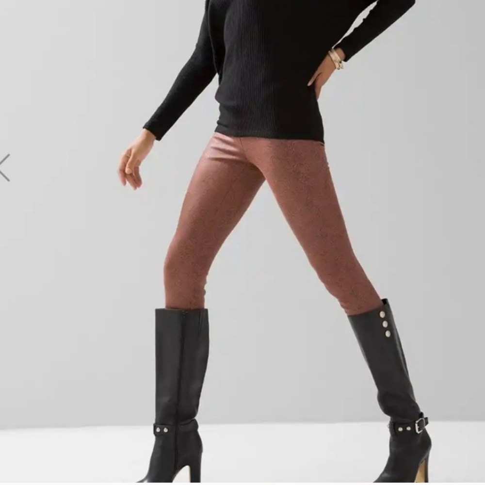 New WHBM Vegan Suede Leggings